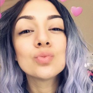 Meet your Posher, Ana